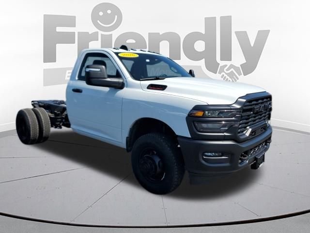 New 2026 Bright White Clear-Coat Exterior Paint RAM Tradesman image 7