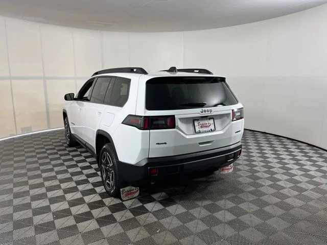 Used 2026 White Jeep Limited image 5