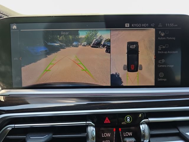 Used 2021 Black BMW xDrive40i image 27