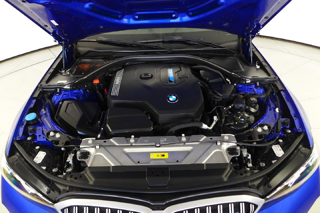 Certified Used 2023 Blue Metallic BMW 330e iPerformance image 6