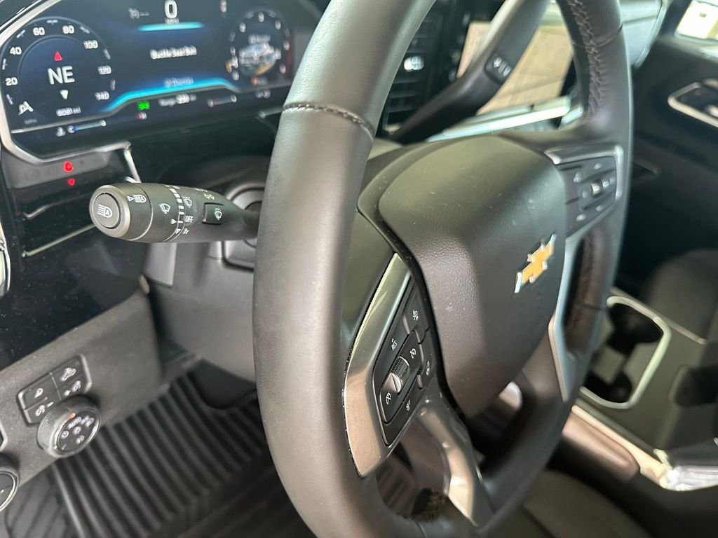 Used 2025 White Chevrolet LTZ image 21