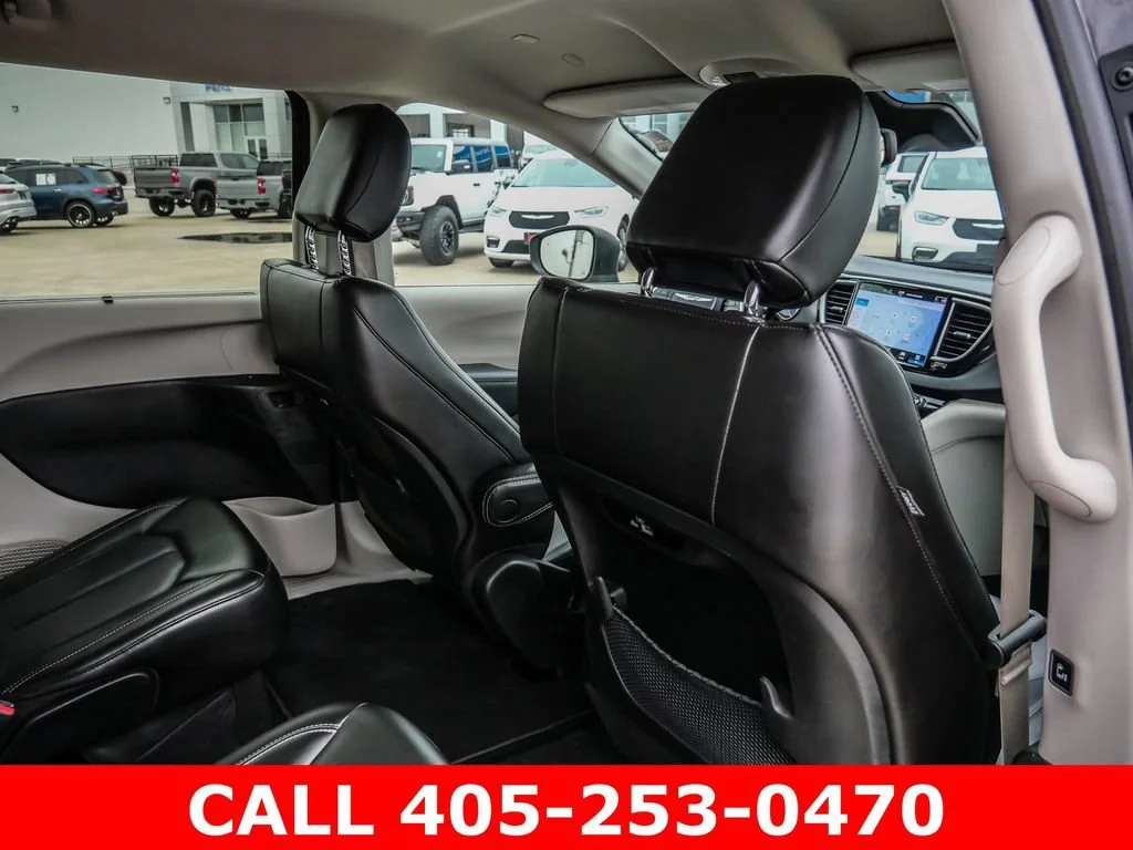 Used 2023 Gray Chrysler Touring L image 21