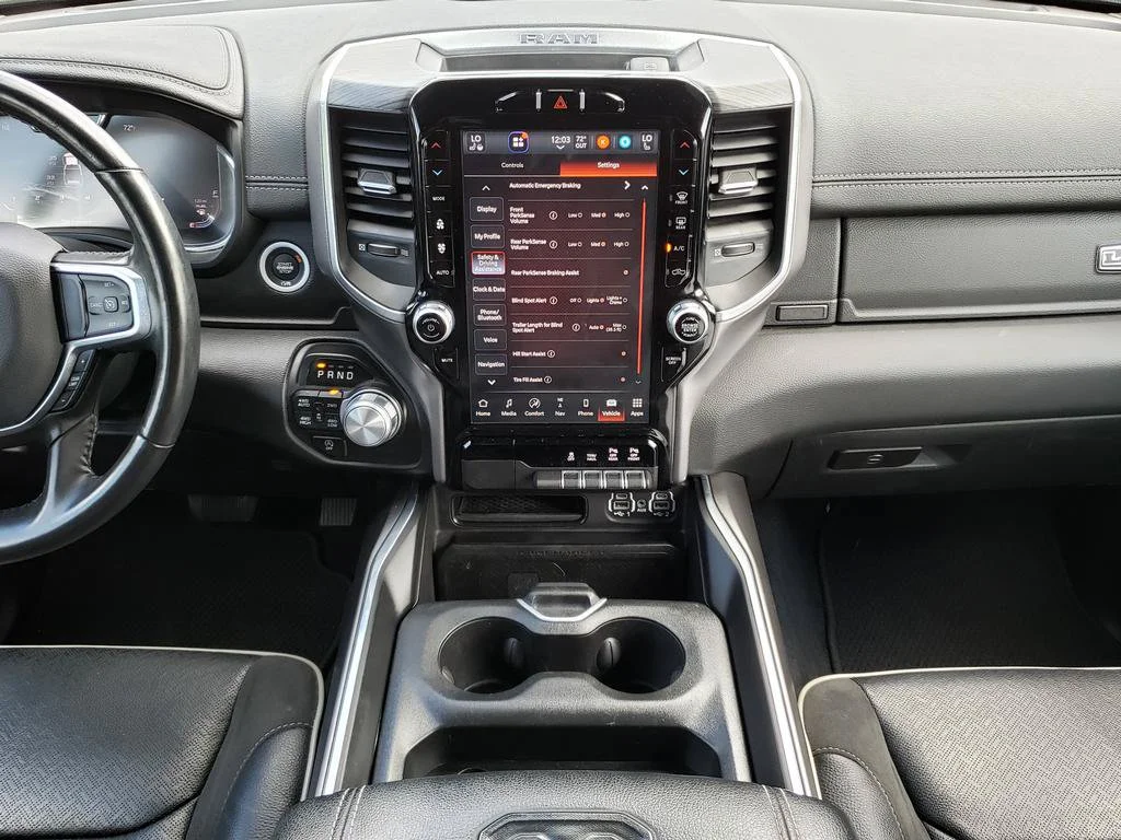 Used 2023 Diamond Black Crystal Pearlcoat Ram Laramie image 15
