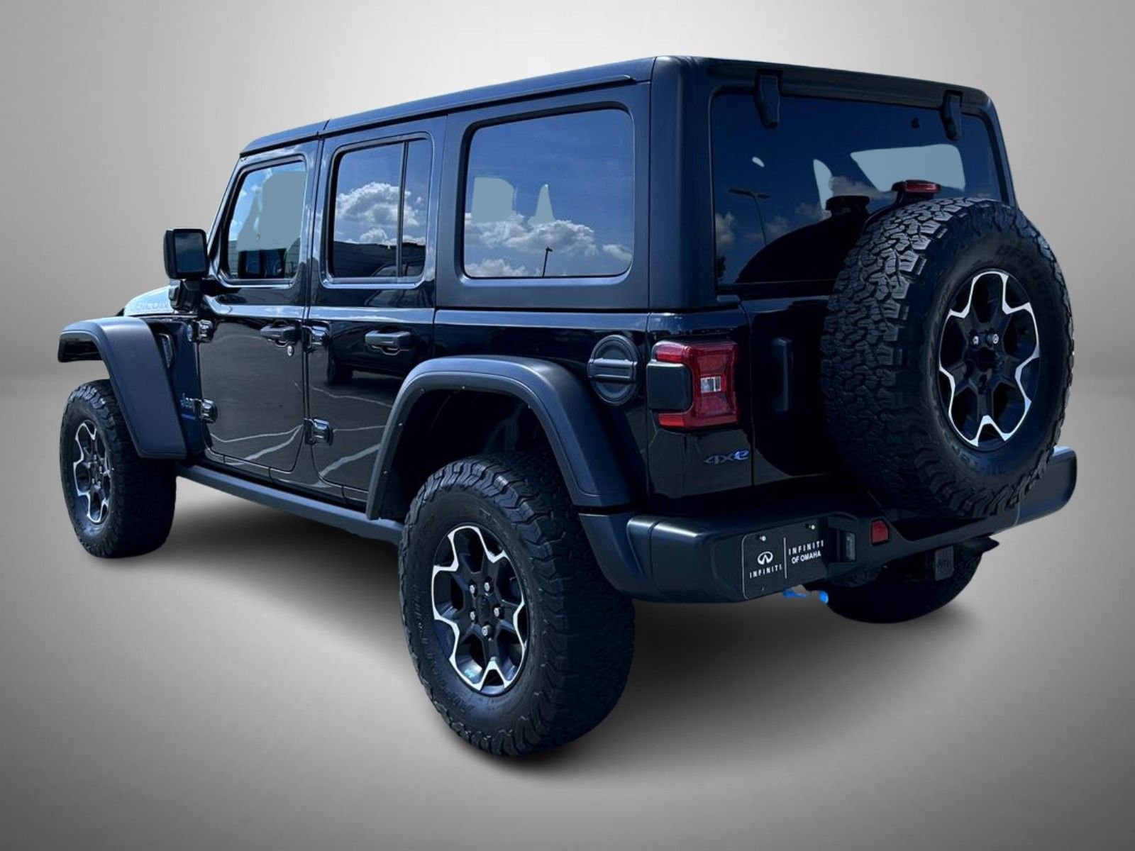 Used 2023 Black Jeep Rubicon 4xe image 7