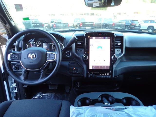 2026 RAM 3500 Tradesman - Photo 15