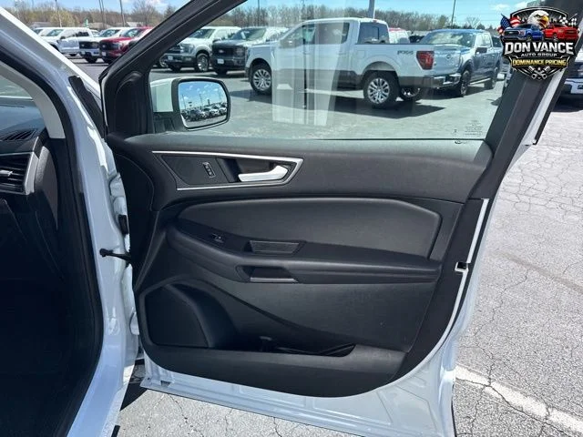 Used 2024 White Ford SEL image 35