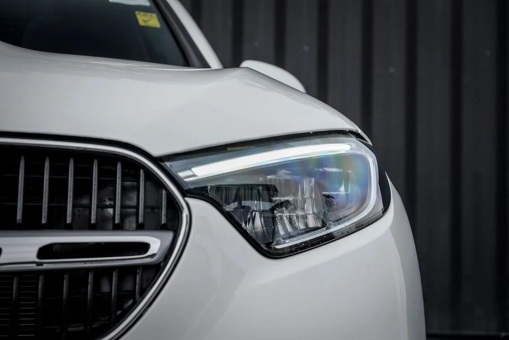 New 2026 Polar White Mercedes-Benz GLC 300 image 6