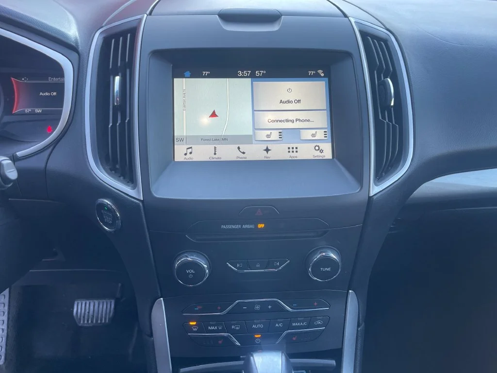 Used 2018 Blue Ford SEL image 26