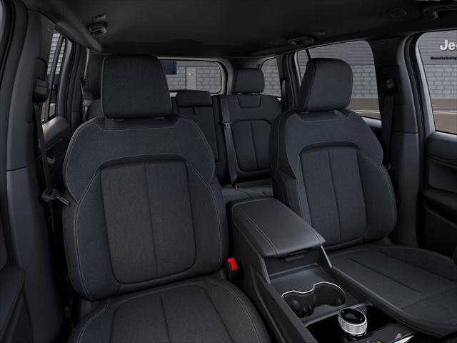New 2026 Bright White Clear-Coat Exterior Paint Jeep Laredo X image 9
