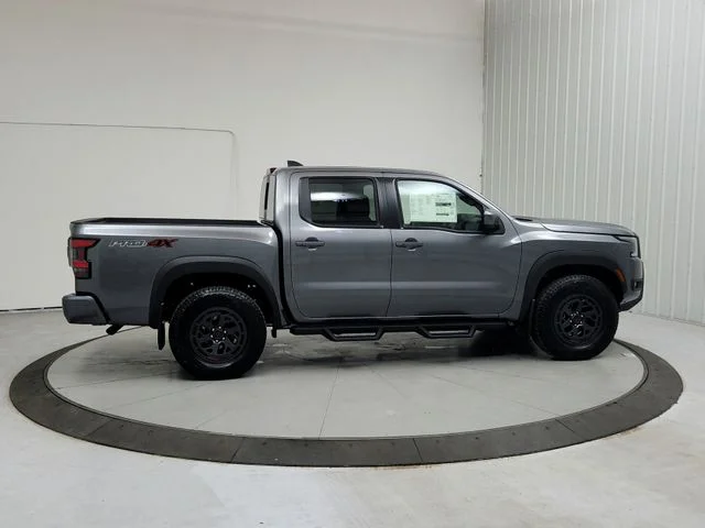 2026 Nissan Frontier PRO-4X - Photo 8