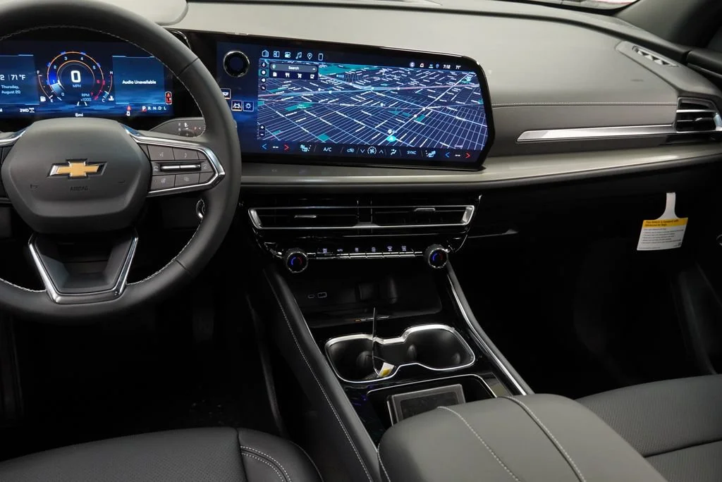 2027 Chevrolet Traverse LT - Photo 15