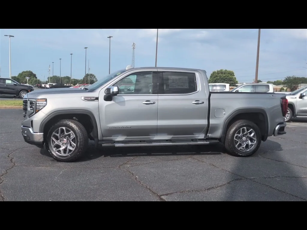 New 2026 Sterling Metallic GMC SLT image 29