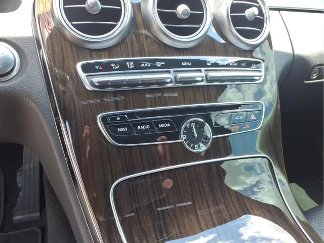 Used 2018  Mercedes-Benz C 300 image 22