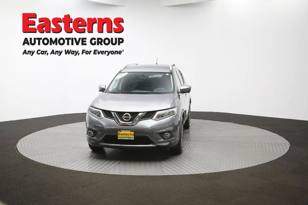 Used 2016 Gray Nissan SL image 51