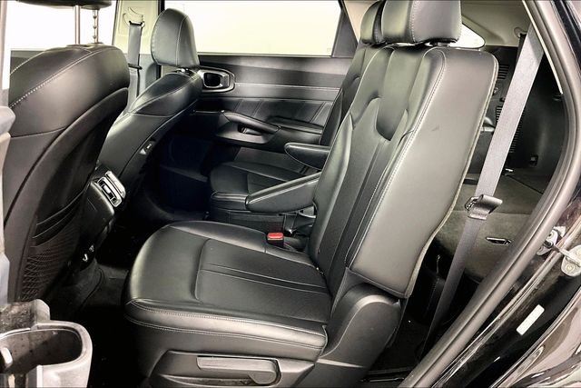 Used 2021 Black Kia SX image 2