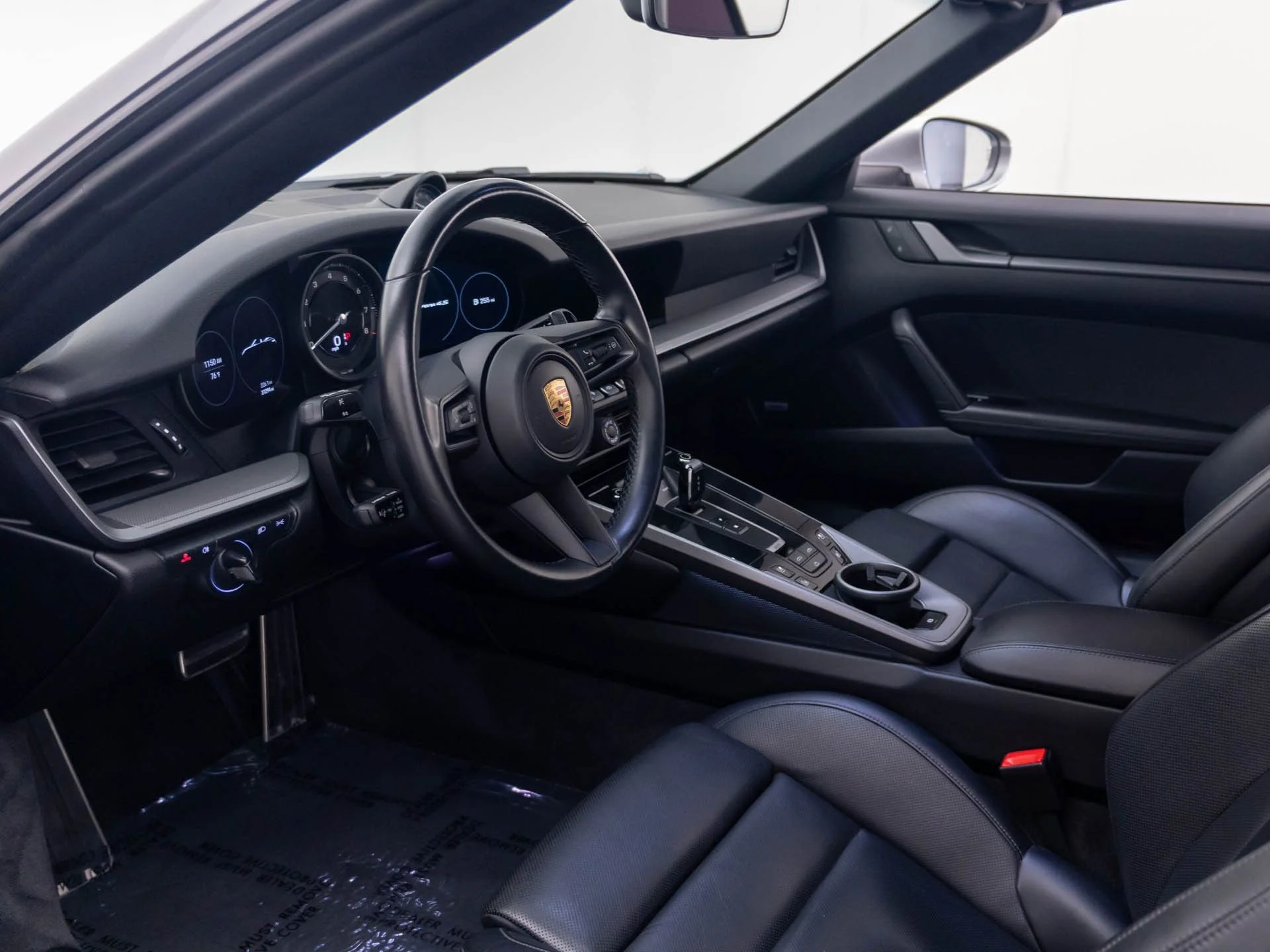 Used 2022 Silver Porsche Carrera 4S image 4