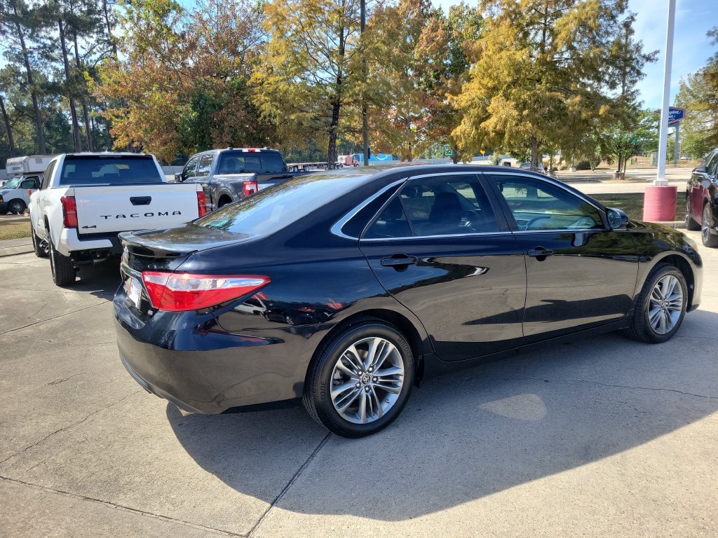 Used 2017 Black Toyota SE image 6