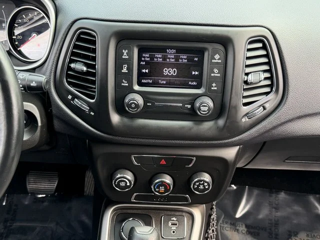 Used 2017 Diamond Black Jeep  image 19
