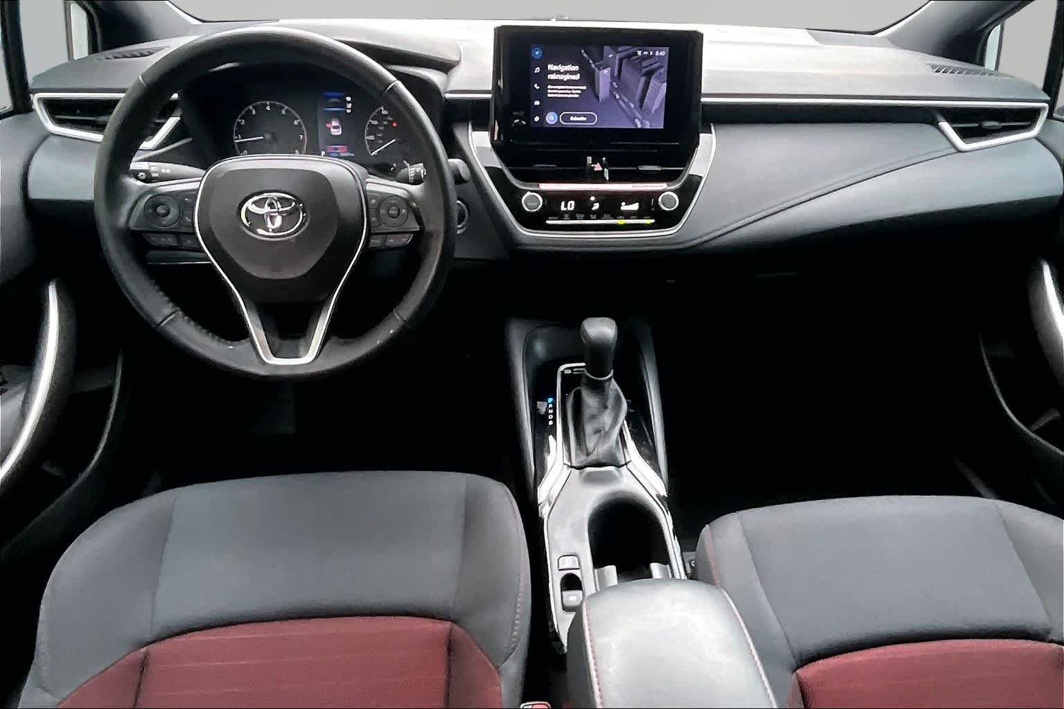 Used 2024 Ice Cap Toyota SE image 15