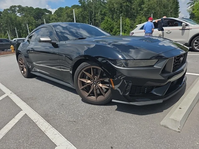 2026 Ford Mustang Dark Horse