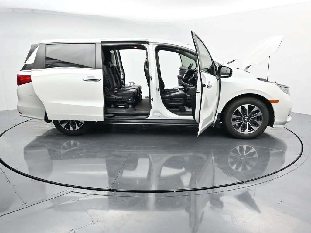 Used 2022  Honda EX-L image 40