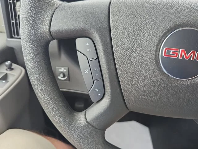 New 2026 Summit White GMC Work Van image 19