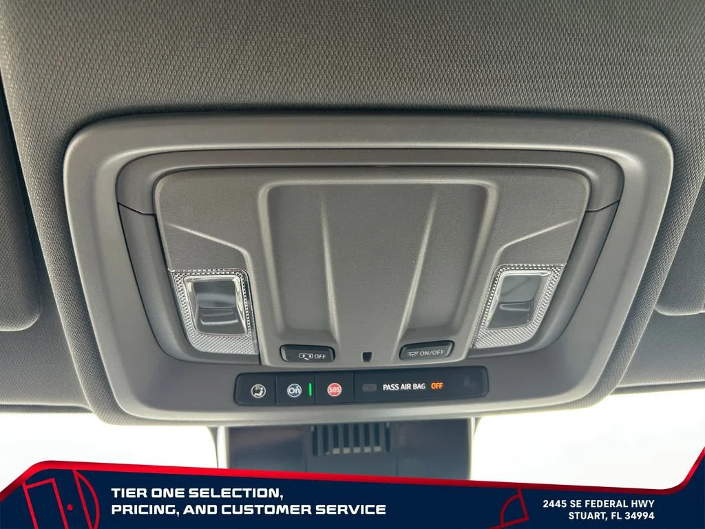 New 2026 Summit White GMC Elevation image 25