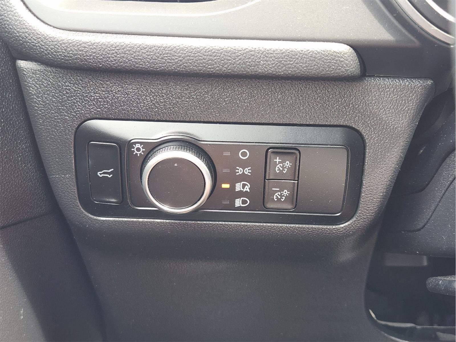 Used 2024 Agate Black Ford Active image 22