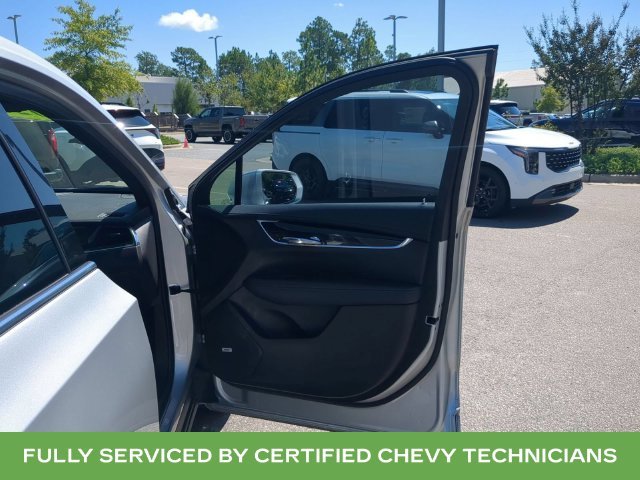 Used 2020 Silver Cadillac Premium Luxury image 46