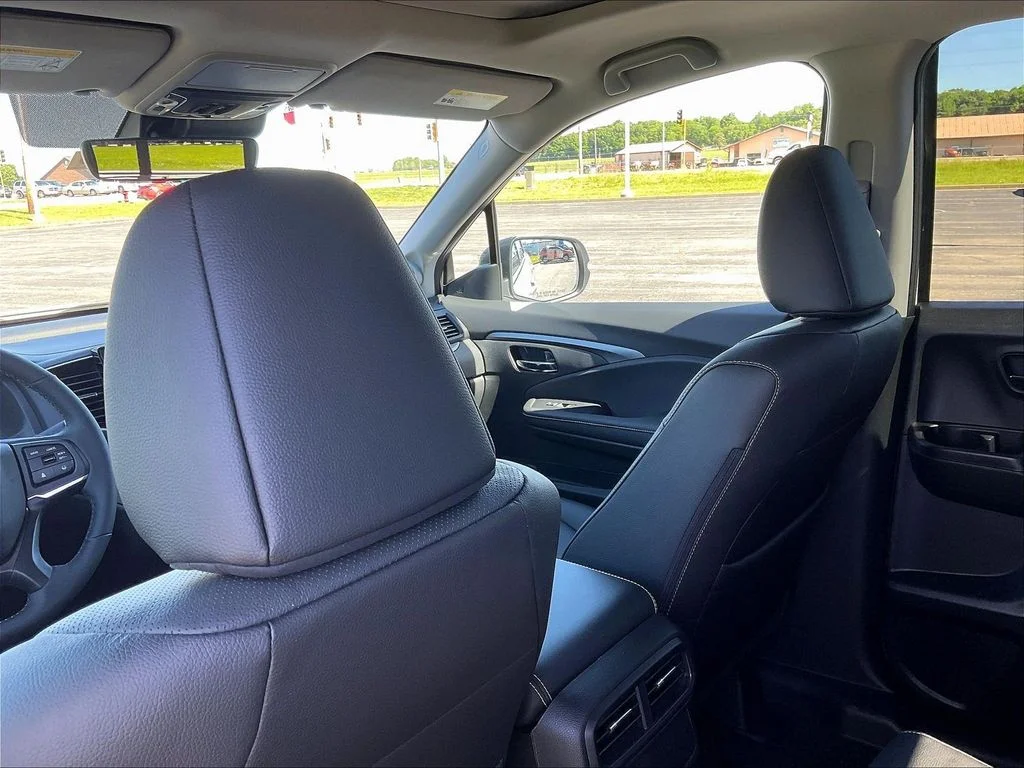 New 2026 Platinum White Pearl Honda RTL image 24