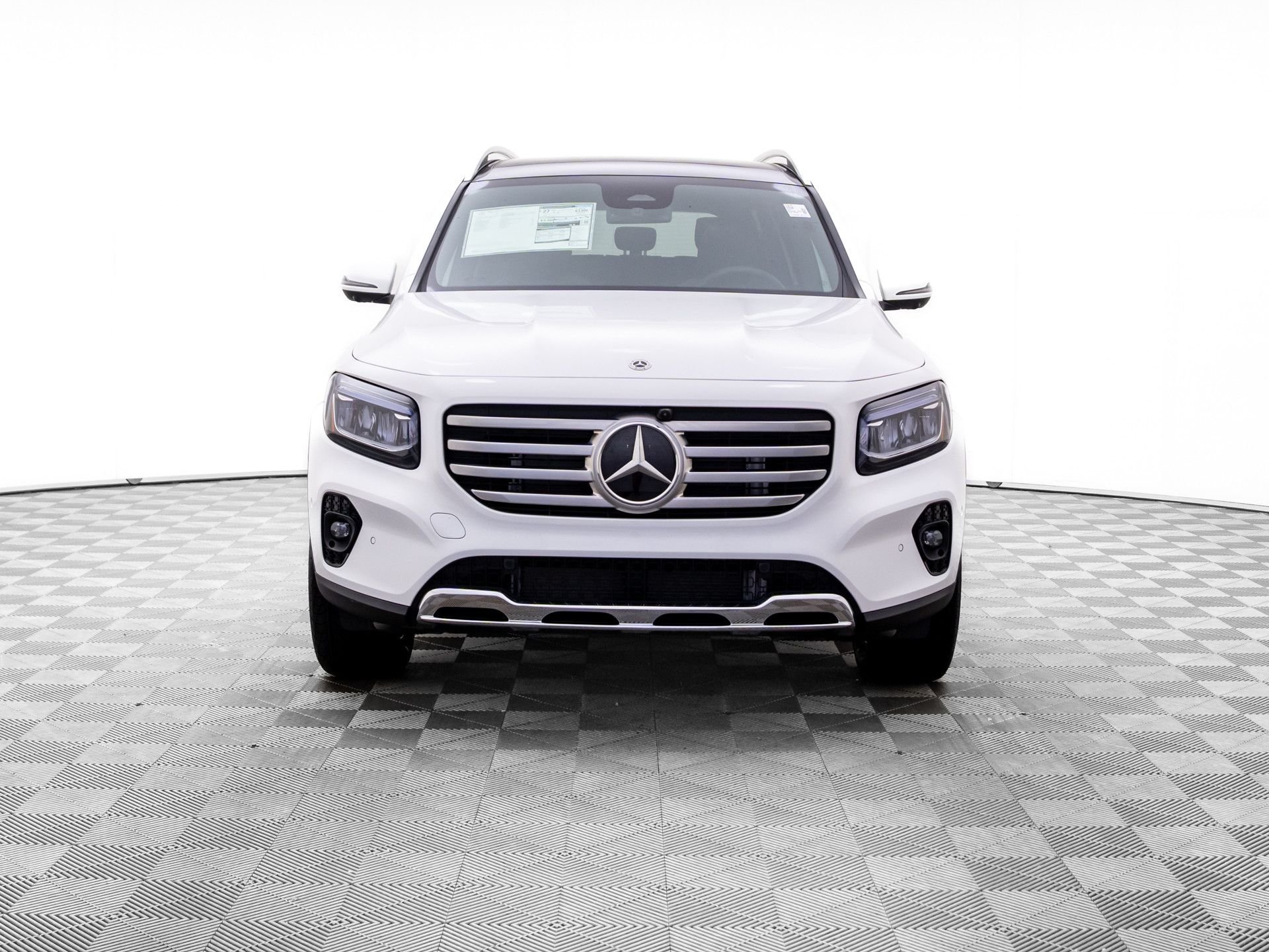 New 2026 Polar White Mercedes-Benz GLB 250 image 9