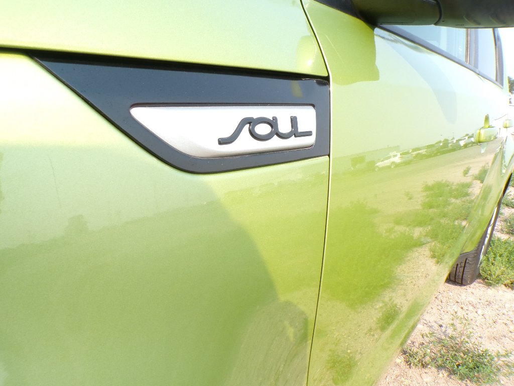Used 2017 Alien II Kia Base image 9