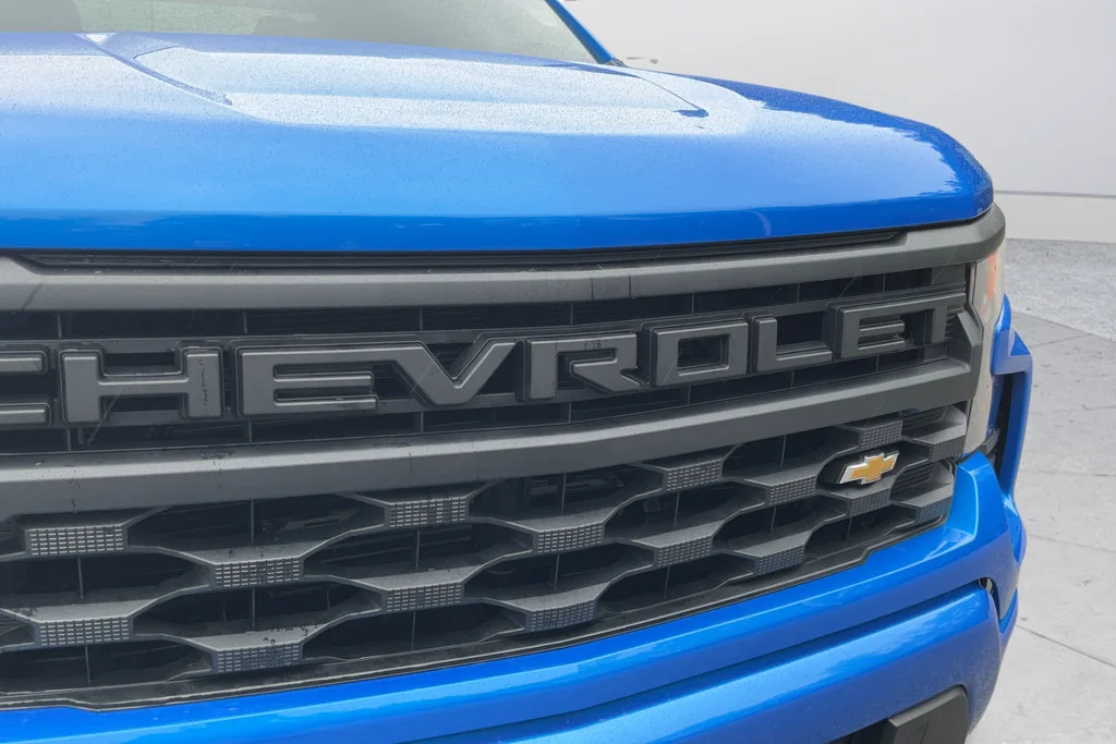 Certified Used 2025 Riptide Blue Metallic Chevrolet Custom image 31