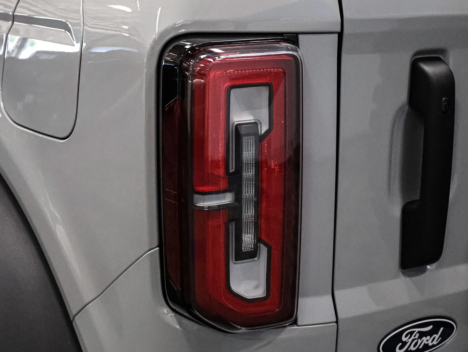 New 2026 Avalanche Gray Ford Badlands® image 15