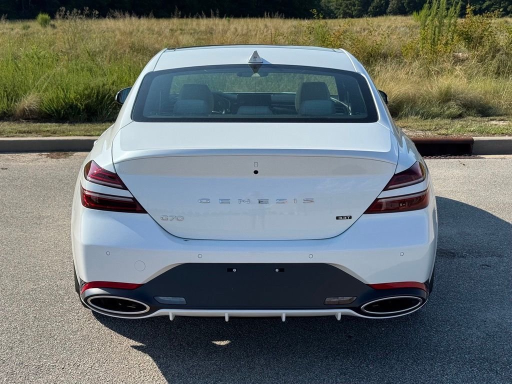 Used 2026 White Genesis 3.3T Sport Prestige image 12