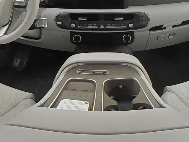 New 2026 White Hyundai Limited image 37