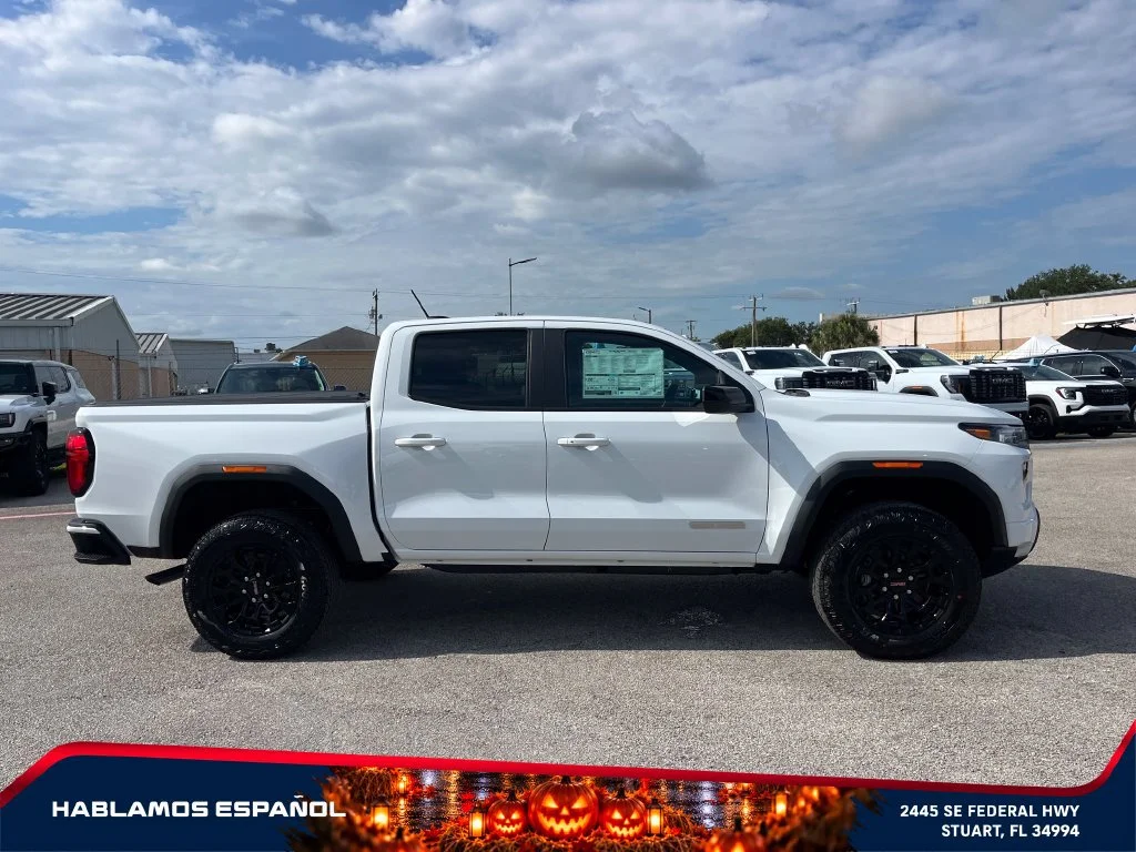 New 2026 Summit White GMC Elevation image 8