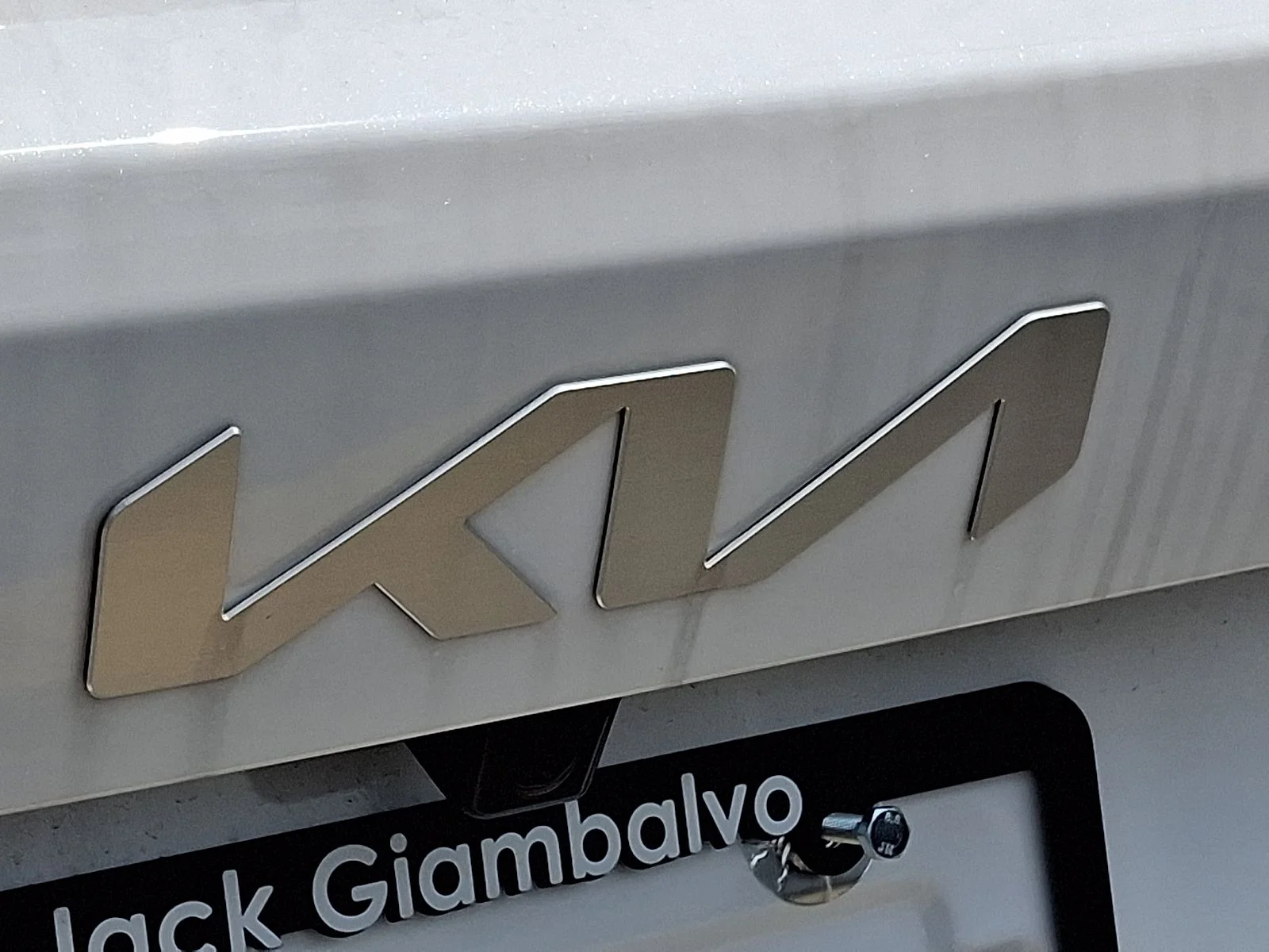 New 2026 White Kia S image 21