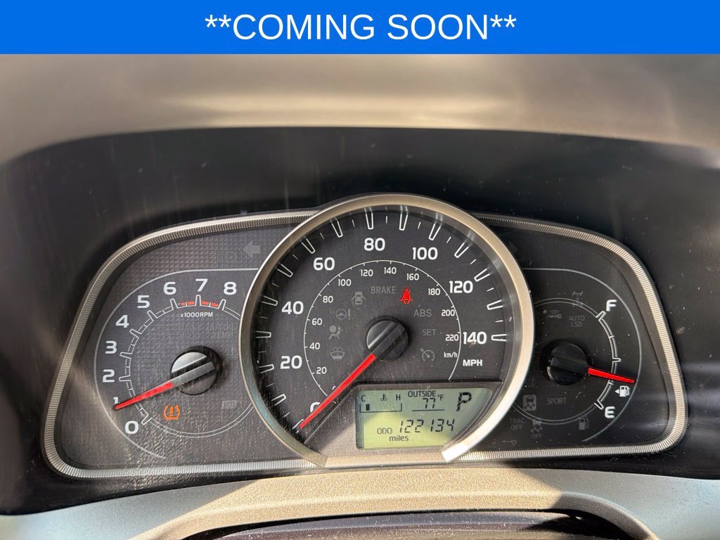 Used 2015 White Toyota XLE image 13