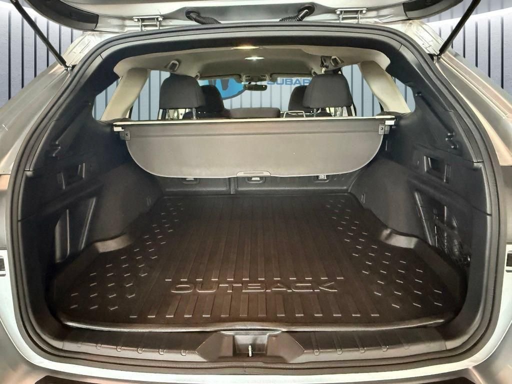 Used 2020 Silver Subaru Premium image 9