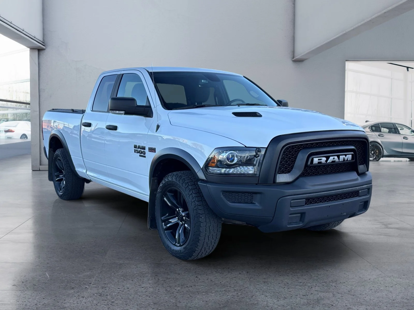 Used 2023 Bright White Ram Warlock image 7