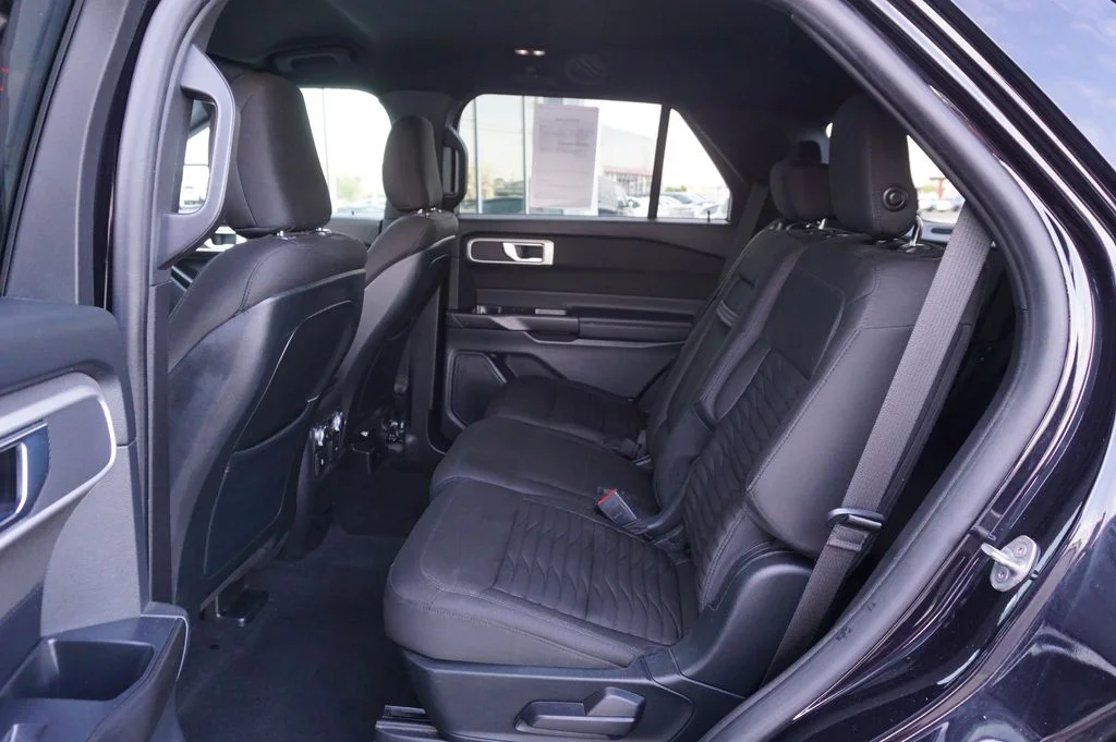 Used 2020 Black Ford XLT image 12