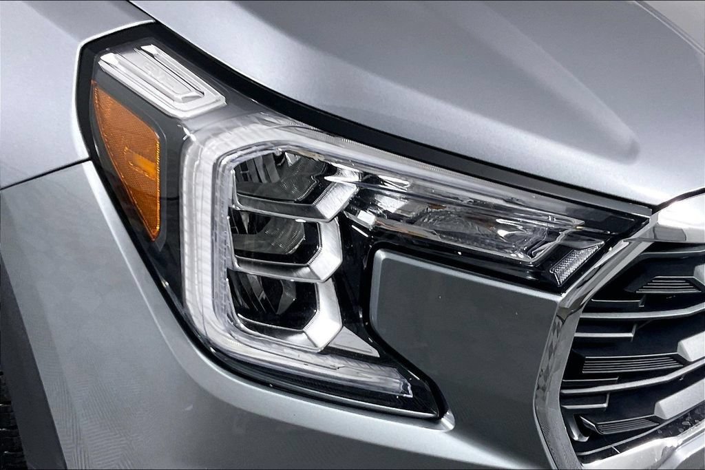 2024 GMC Terrain SLE - Photo 27