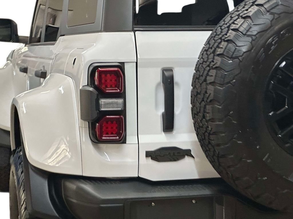 Used 2025 Oxford White Ford Raptor image 28