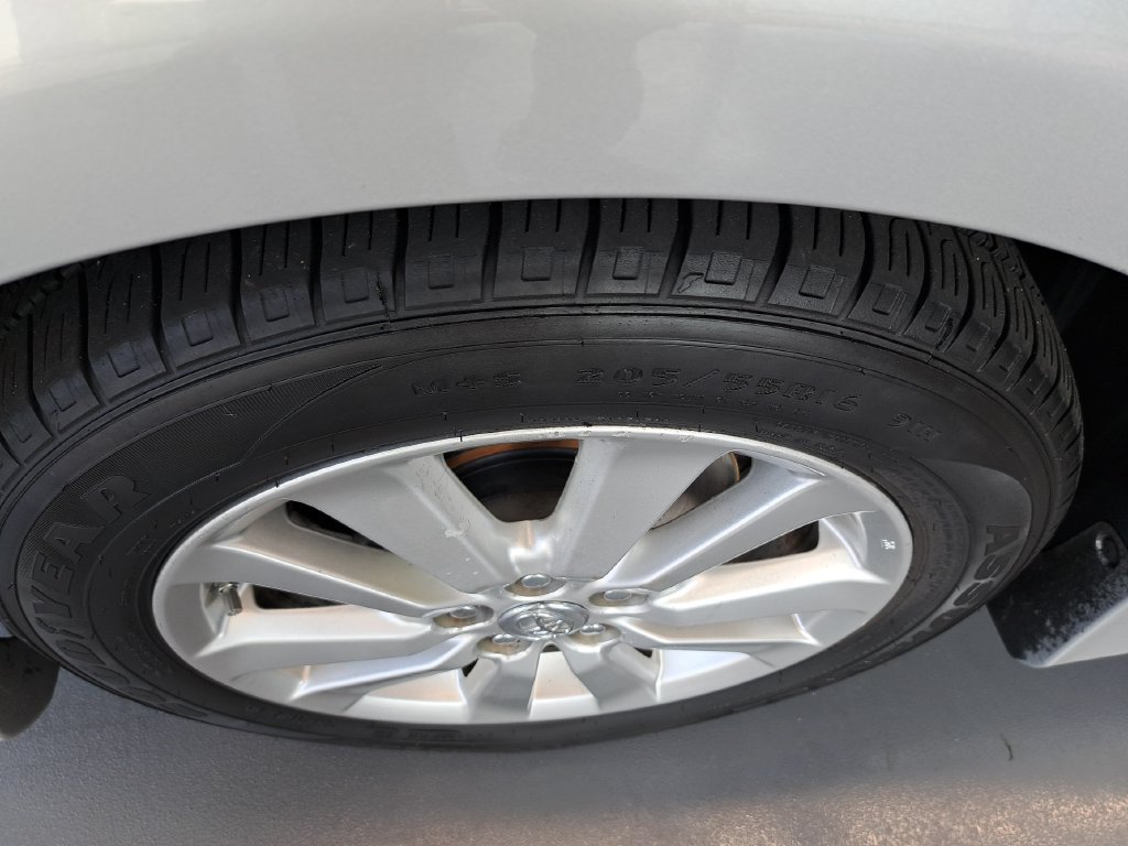 Used 2010 Silver Toyota S image 42