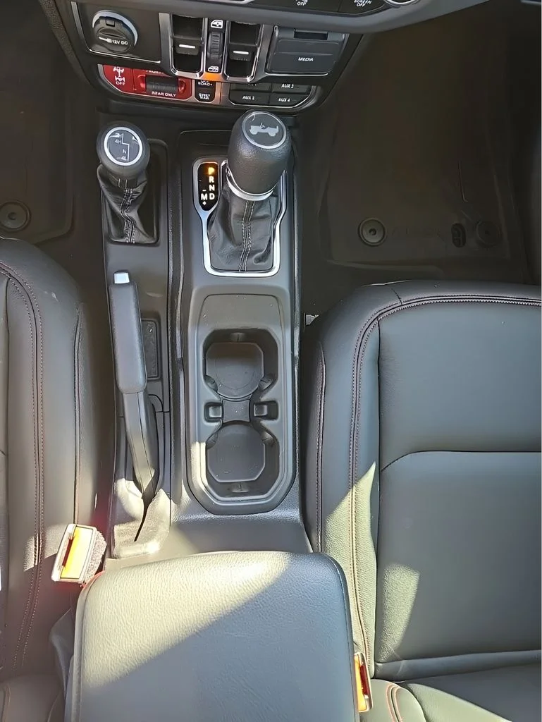 2025 Jeep Wrangler 4-Door Rubicon - Photo 63