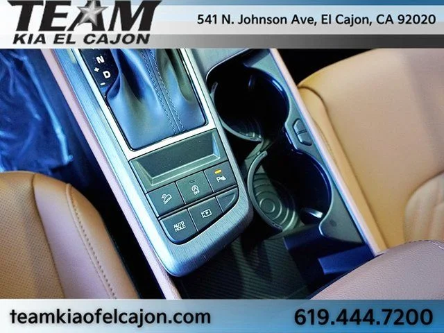 New 2026 White Kia X-Line image 39