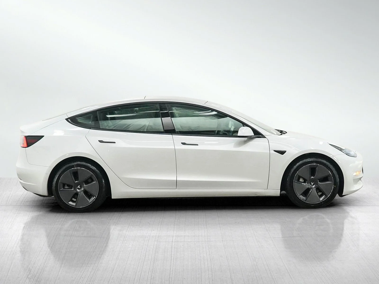 Used 2021 Pearl White Multi-Coat Tesla Long Range AWD image 6