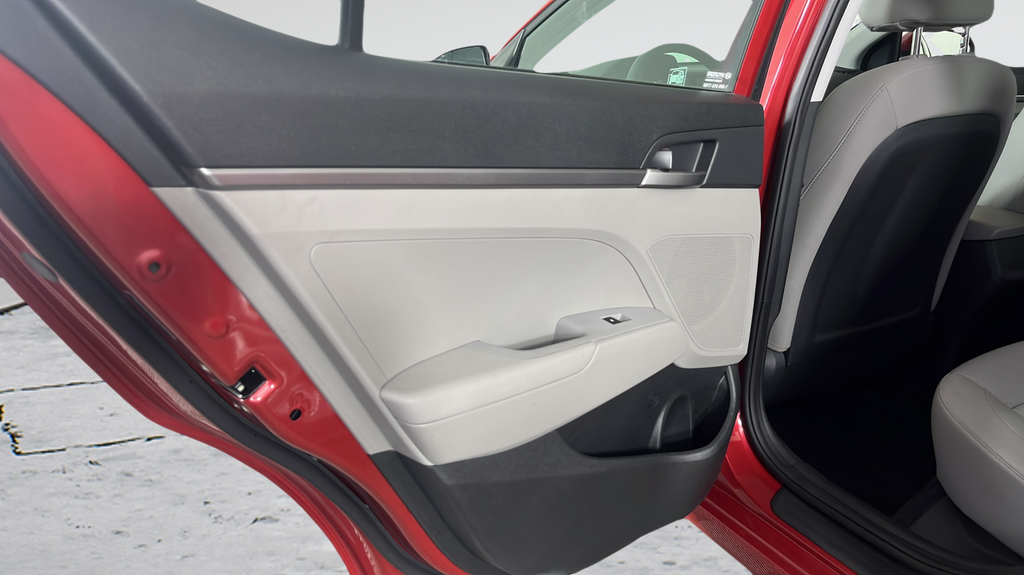 2018 Hyundai Elantra SE - Photo 15