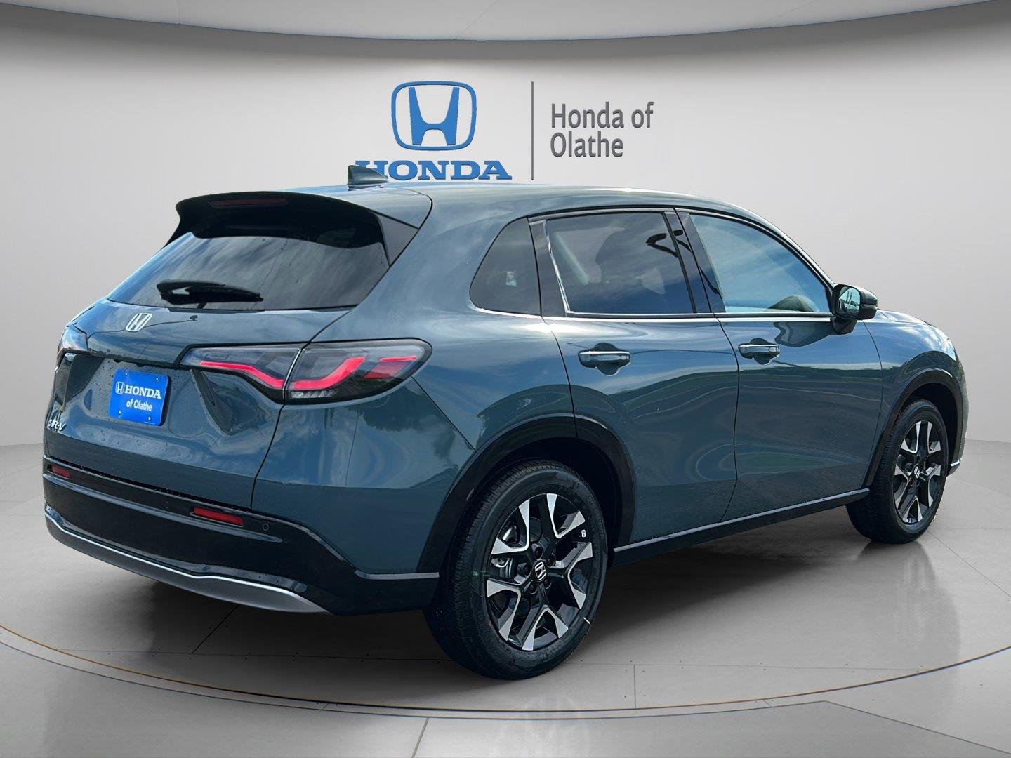 New 2027 Nordic Forest Pearl Honda EX-L image 3